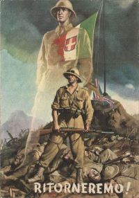 Carte postale de propagande Italienne 1942 on voit un soldat italien avec son arme hisser le drapeau Italien et par terre le drapeau anglais avec des soldats anglais mort au combat