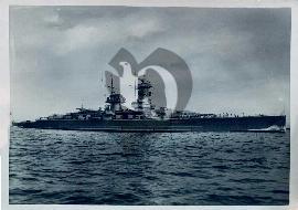 Recto carte postale ancienne	navire de guerre en mer graf spee