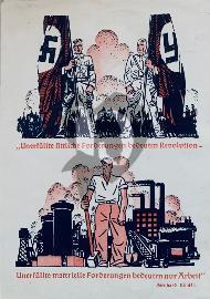 Recto carte postale citation de Bernhard Kohler, ouvrier devant une usine avec son grand marteau et deux hommes tenant le drapeau national-socialiste 