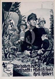 Recto carte postale ancienne	Combattant armée d'un fusil en noir et brassard nazi avec un soldat de la wehrmacht et le drapeau nazi à croix gammée