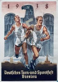 Recto carte postale ancienne	Passage de témoin au relai entre deux sportifs Allemand tee-shirt et short blanc  avec en arriére plan un Aigle impérial gris et sur la poitrine une croix gammée