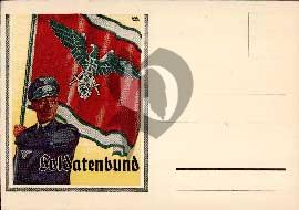 Carte postale ancienne 1936 soldat du 3 reich Allemand portant un drapeau du NS Soldatenbund, drapeau rouge avec un aigle prtant un swastika entouré de feuilles de chaines croisé avec deux épées inscription Soldatenbund