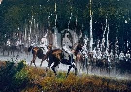 recto carte postale ancienne 1915 Soldats allemands en cheval, les cuirassiers habillés en blanc avec casque à pointe prussien parte vers le bois